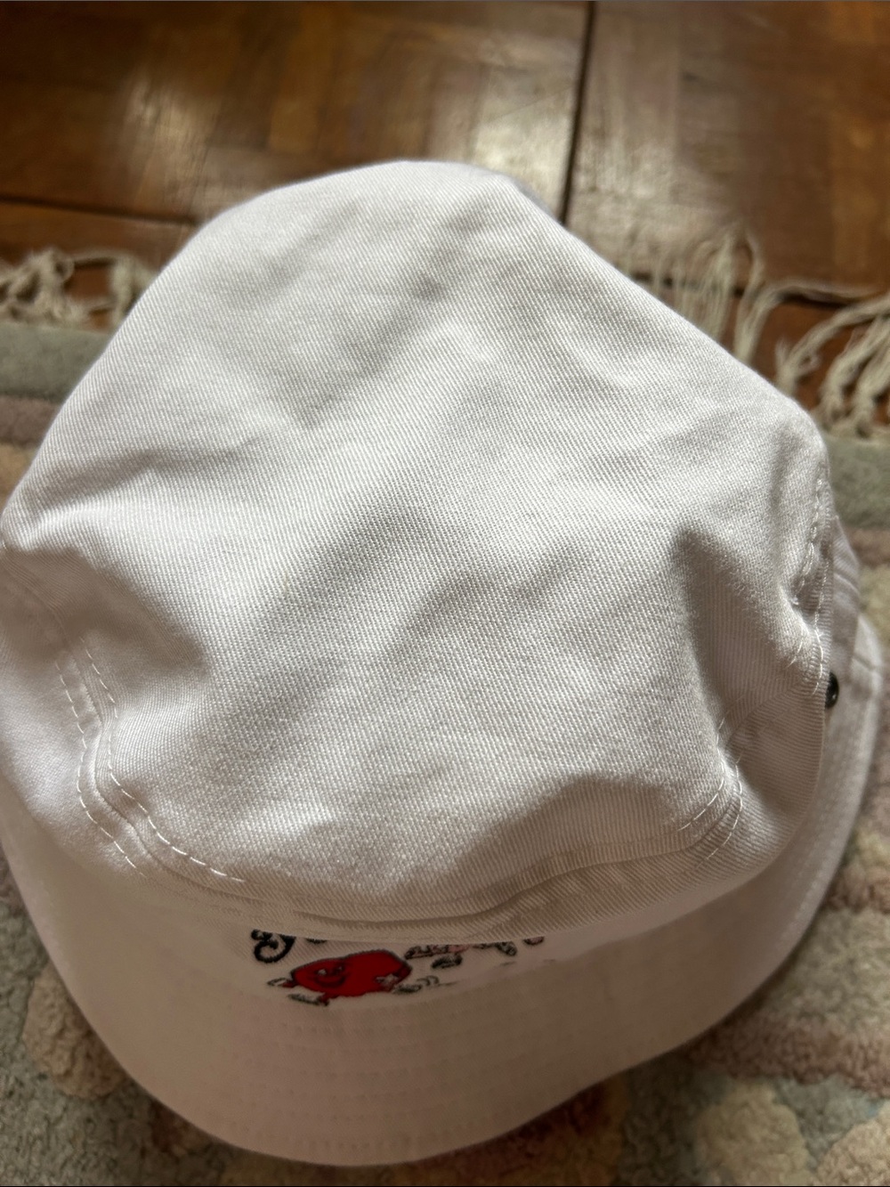 Akomplice “Follow Your Heart” Bucket Hat - Picture 8 of 8